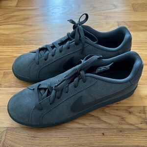 Nike, Men’s Sneakers